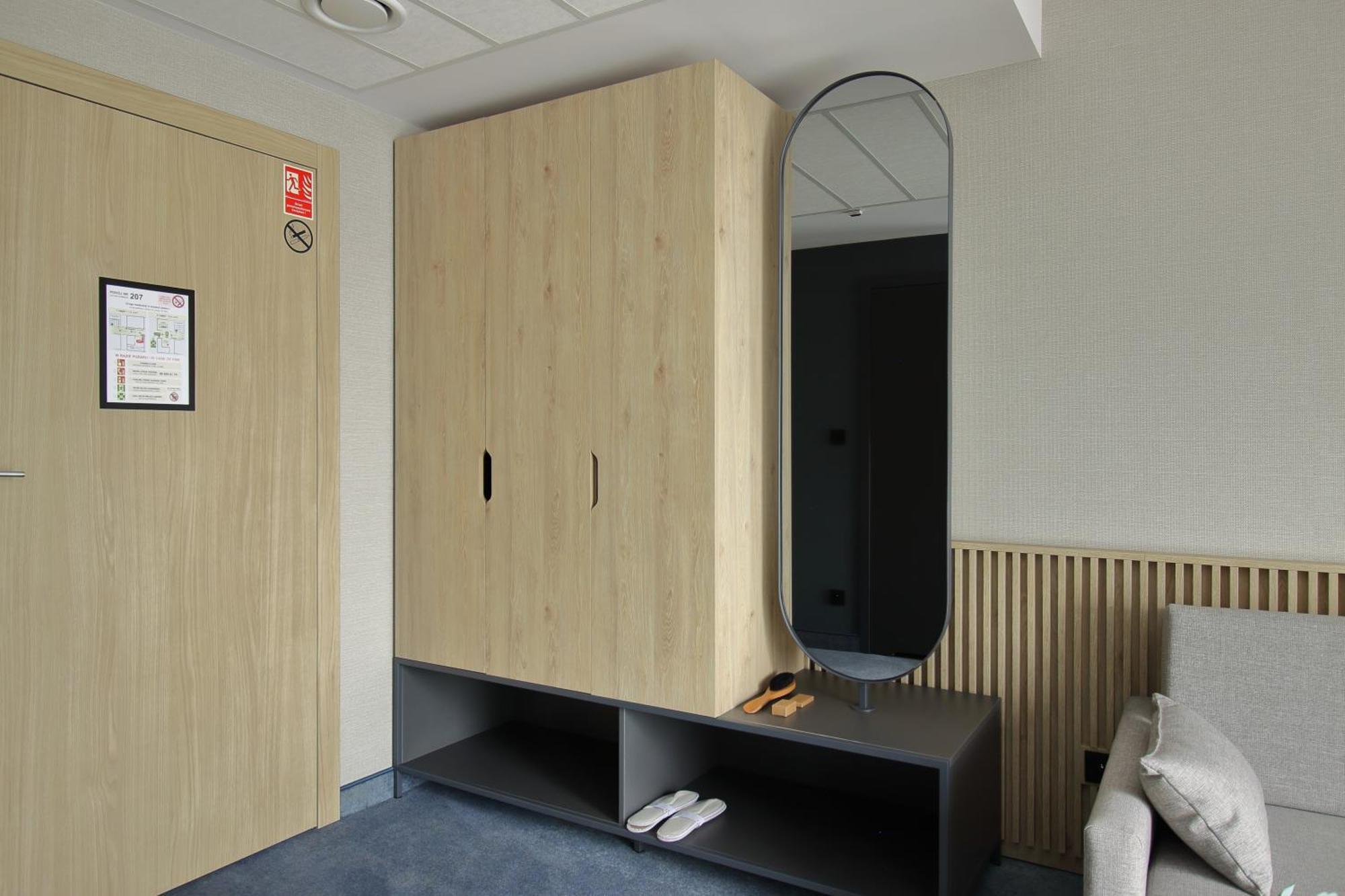 סופוט Umi Hotel מראה חיצוני תמונה